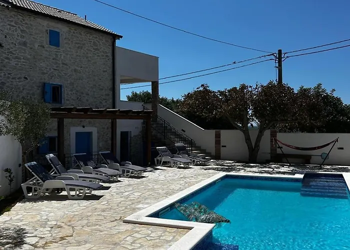 Granda Villa Visocane